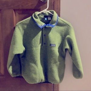 Boys Patagonia fleece pullover size 8-10